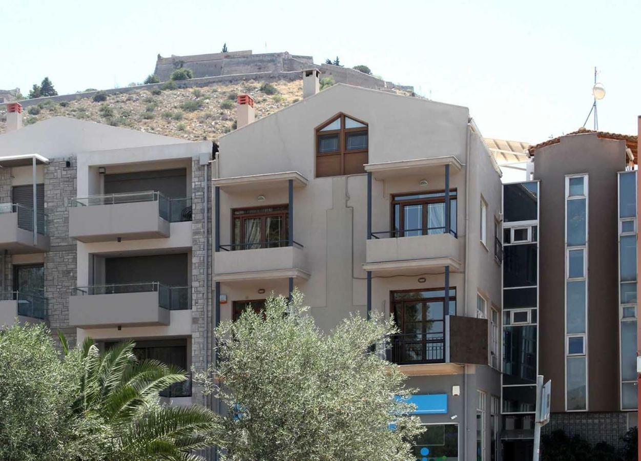 Vida Residential Apartments ナフプリオ エクステリア 写真