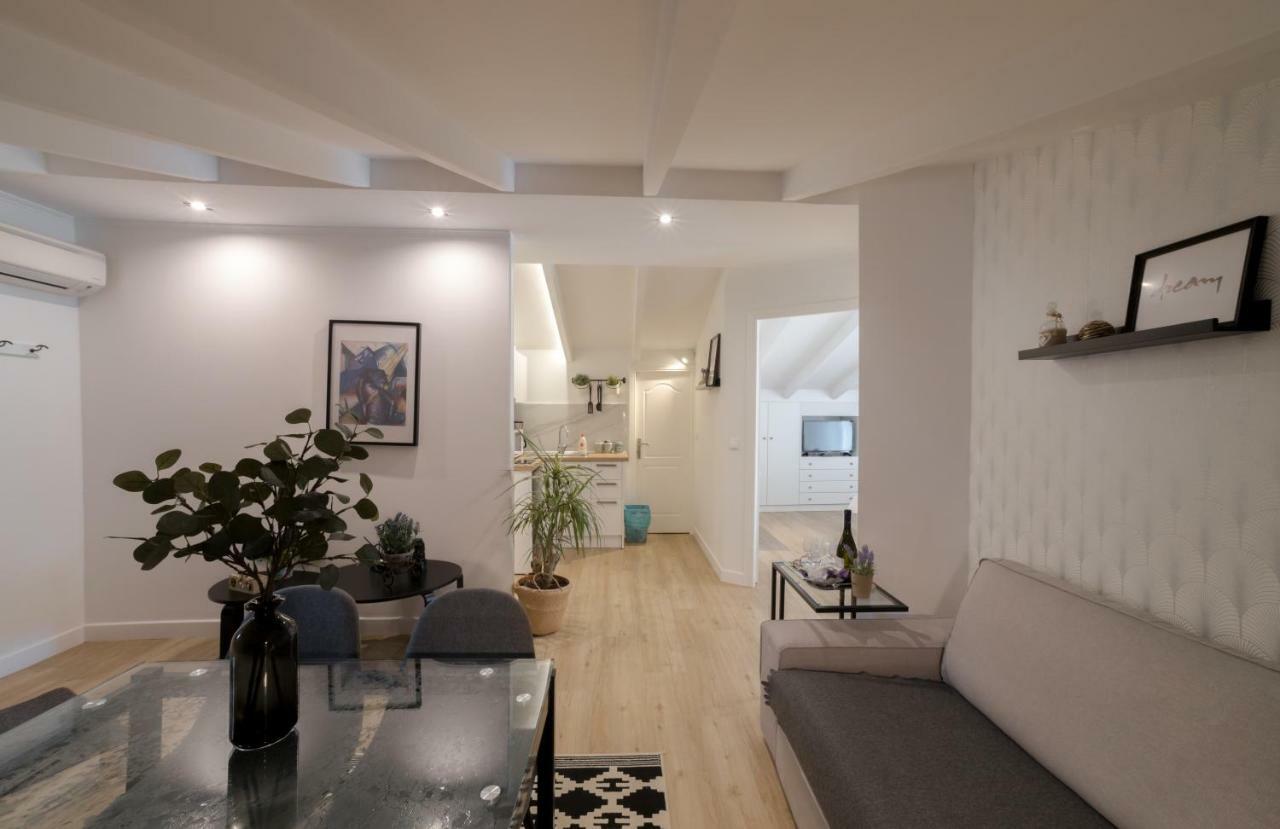 Vida Residential Apartments ナフプリオ エクステリア 写真