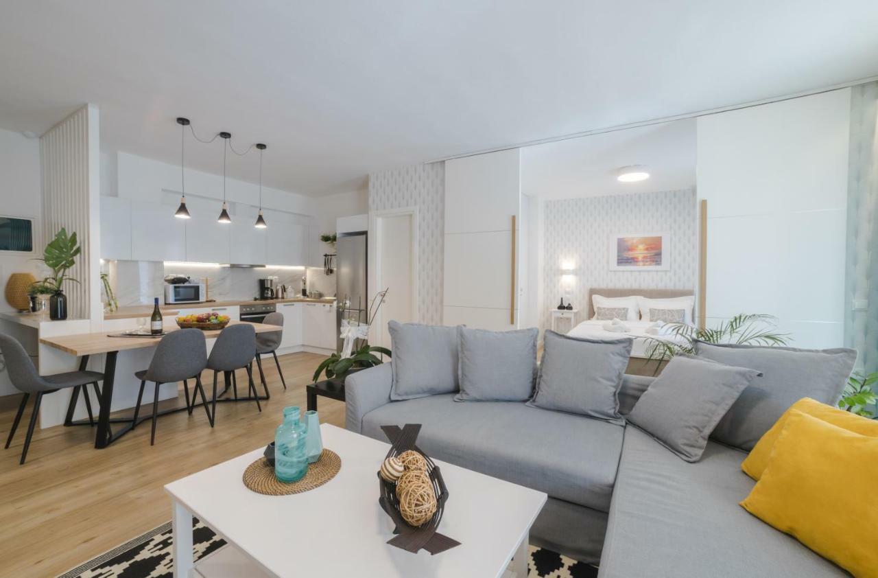 Vida Residential Apartments ナフプリオ エクステリア 写真